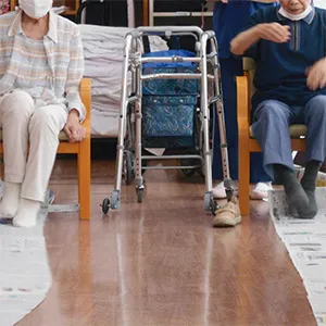 高齢者施設のリハビリ運動